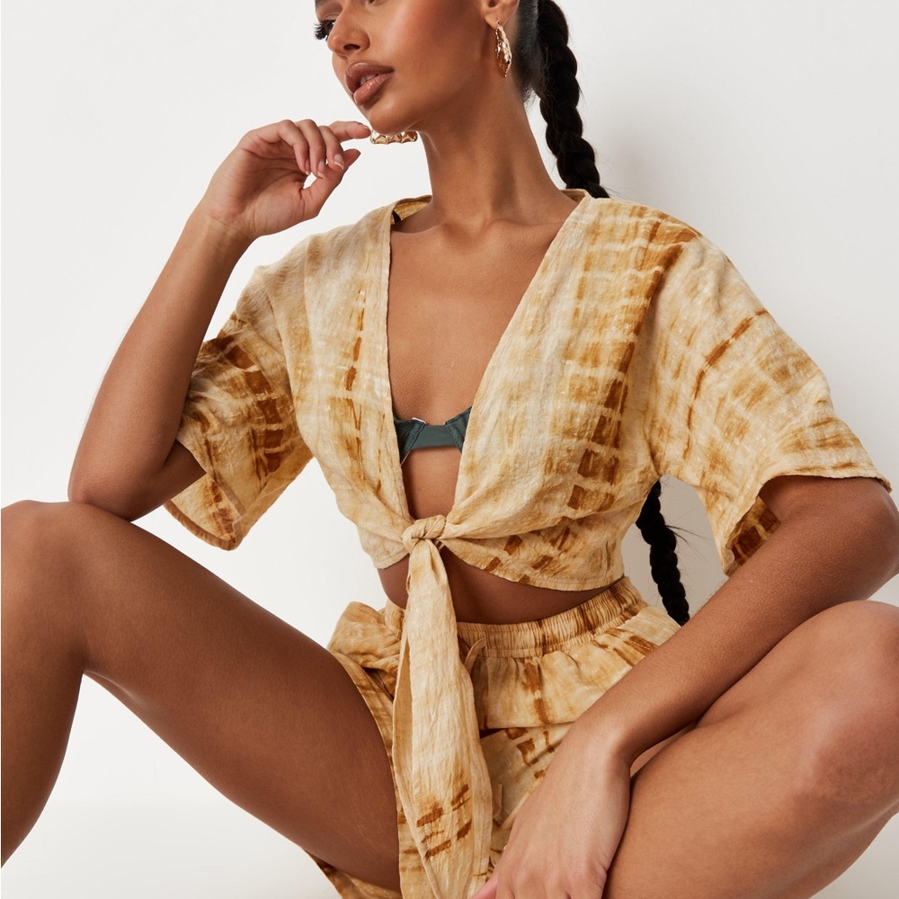 Tie-Dye Tan Women's Shorts Top Coord